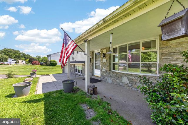 726 CLAIRE RD, Warminster, PA 18974