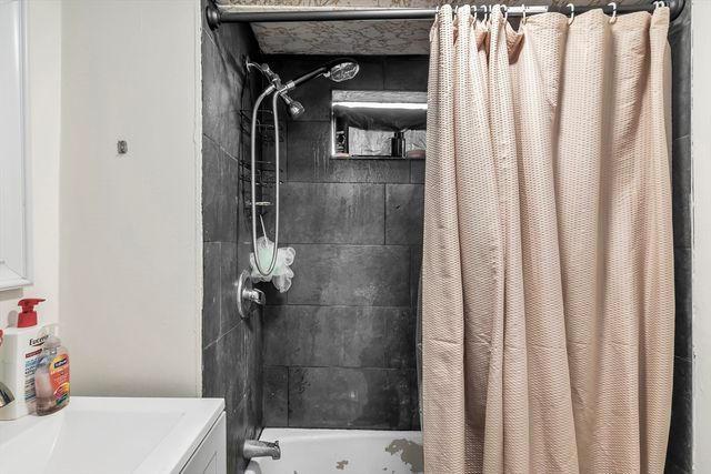 37-39 Arch St, Haverhill, MA 01832