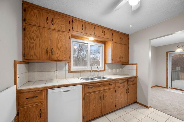 9527 Parrish Avenue NE, Elk River, MN 55330