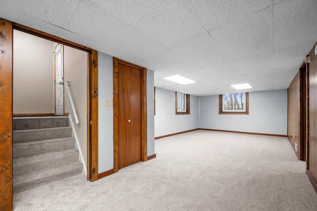 9527 Parrish Avenue NE, Elk River, MN 55330