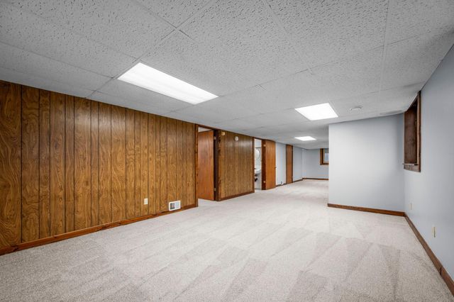 9527 Parrish Avenue NE, Elk River, MN 55330