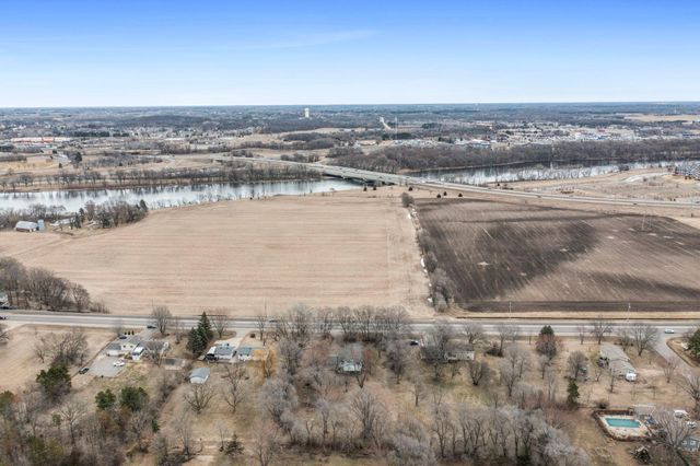 9527 Parrish Avenue NE, Elk River, MN 55330