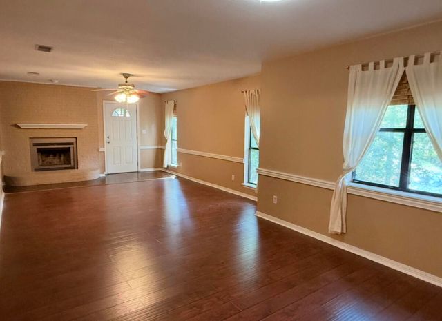 18 Sara Ln., Hattiesburg, MS 39402