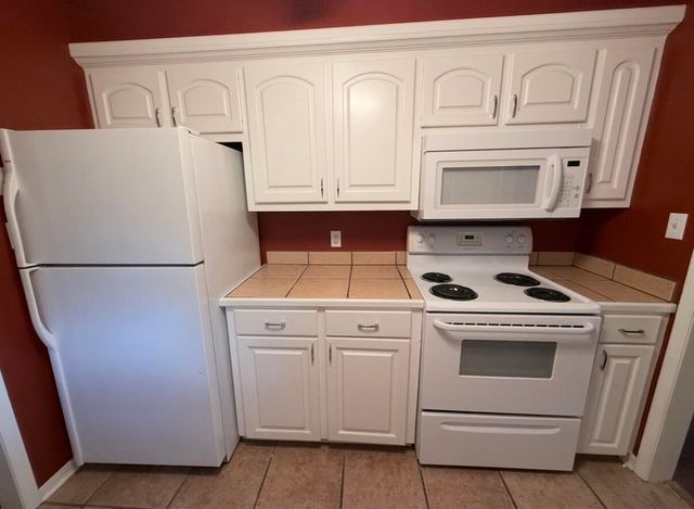 18 Sara Ln., Hattiesburg, MS 39402