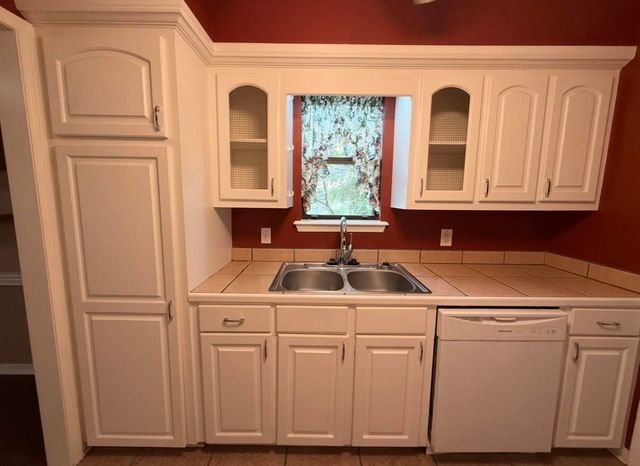18 Sara Ln., Hattiesburg, MS 39402