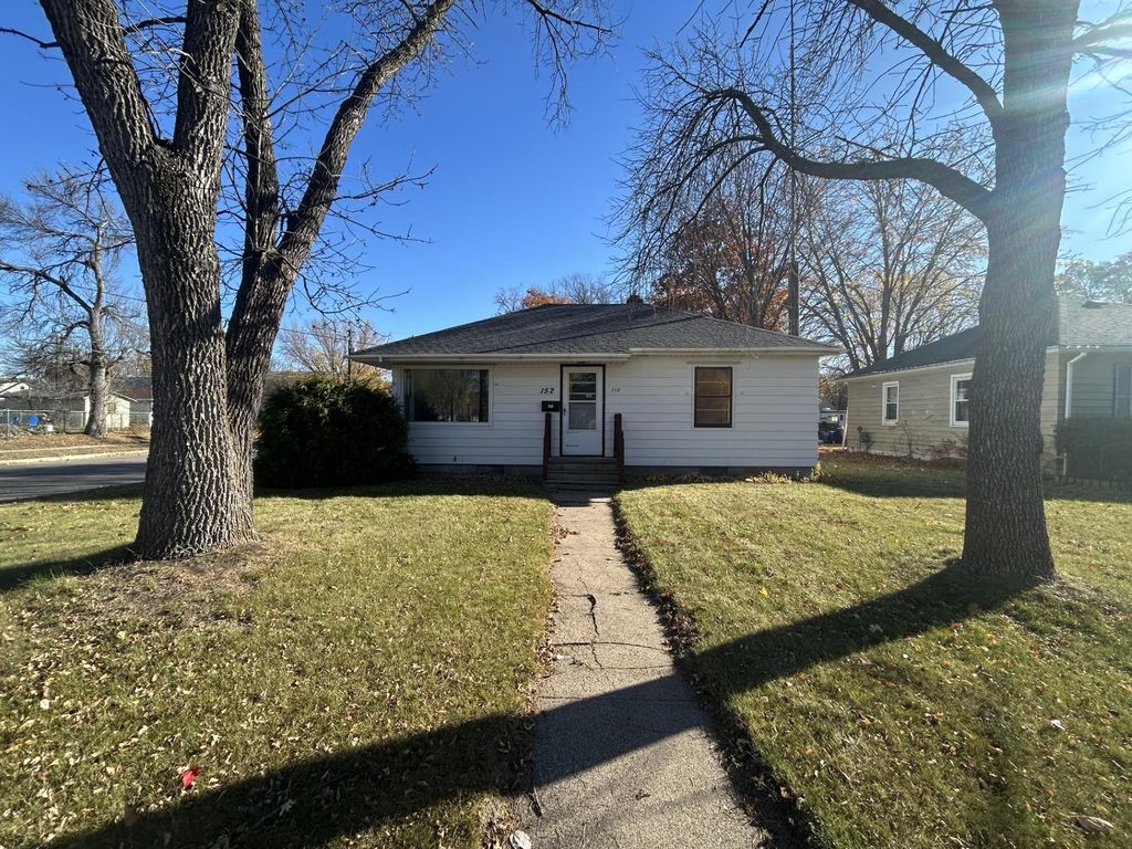 152 33rd Avenue N, Saint Cloud, MN 56303