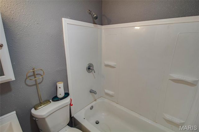 2617 Plainview Terrace, Alton, IL 62002