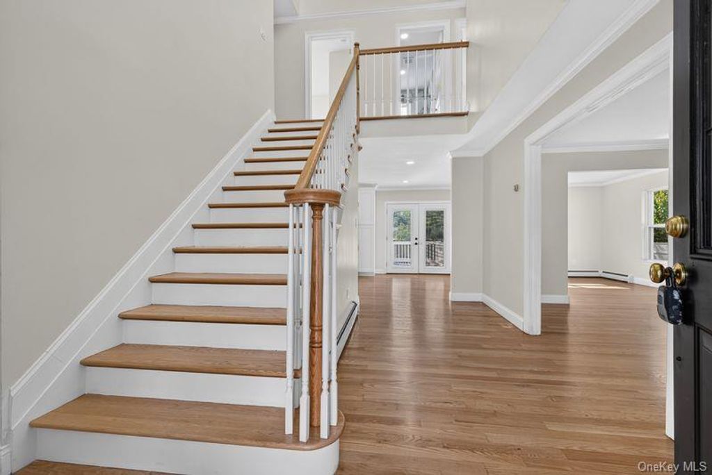 296 Westchester Avenue, West Babylon, NY 11704 — photo 4