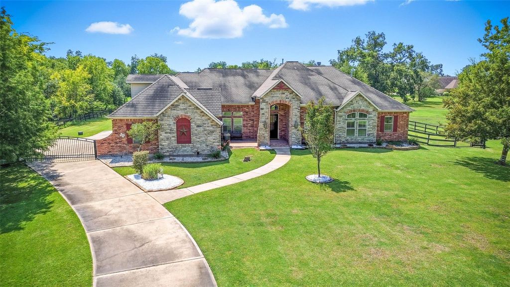 1111 League Trace, Richmond, TX 77406