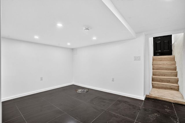 524 34TH ST, Union City, NJ 07087