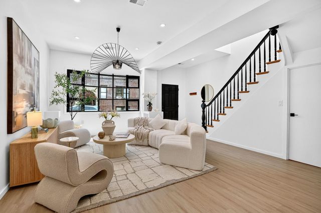 524 34TH ST, Union City, NJ 07087