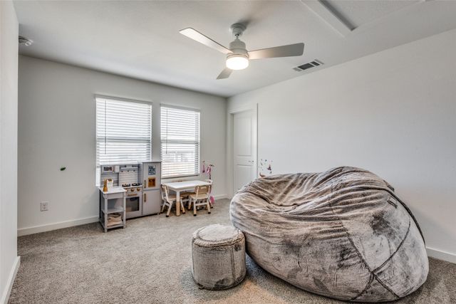 552 Brook View Drive, Van Alstyne, TX 75495