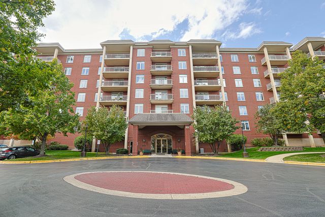 8300 Callie Avenue 311, Morton Grove, IL 60053