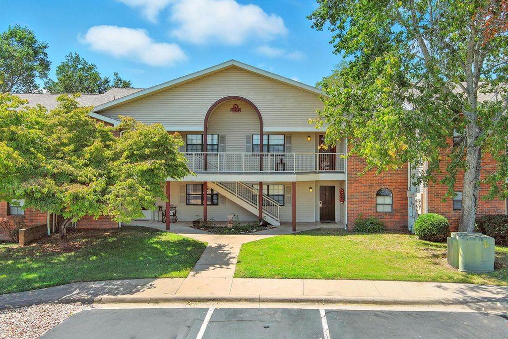 350 South Wildwood Drive, A-26, Branson, MO 65616