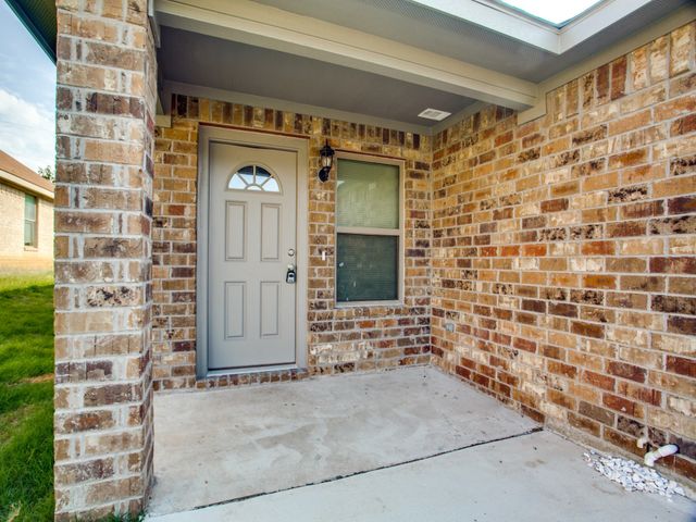 8106 Tanner Avenue, Fort Worth, TX 76116