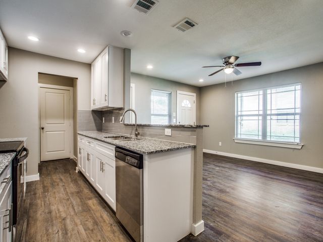 8106 Tanner Avenue, Fort Worth, TX 76116