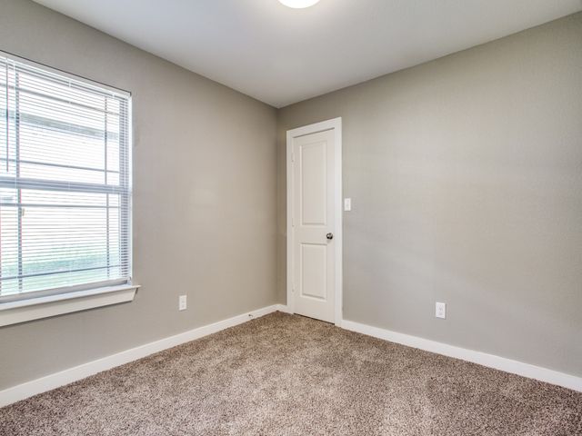 8106 Tanner Avenue, Fort Worth, TX 76116