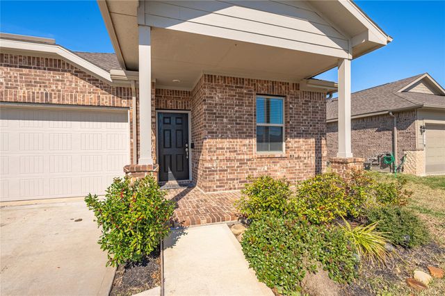 14915 Spring Forest Lane, Baytown, TX 77523