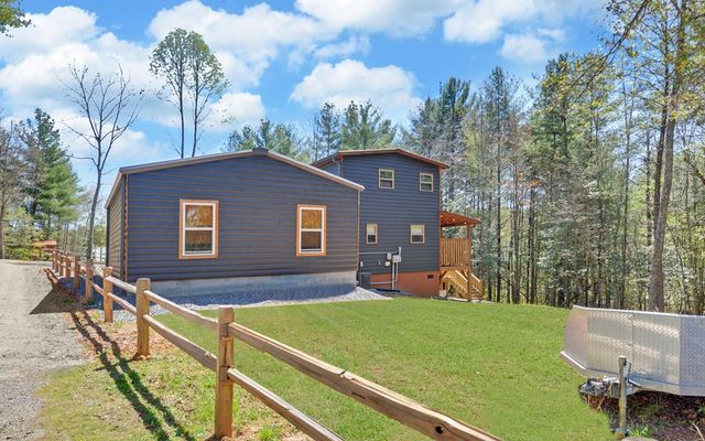 85 Travelers Trail, Murphy, NC 28906