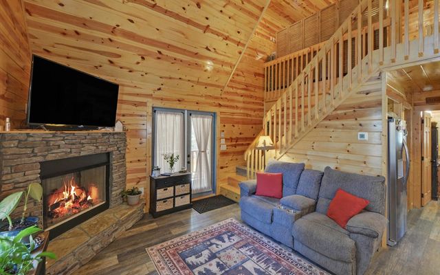 85 Travelers Trail, Murphy, NC 28906