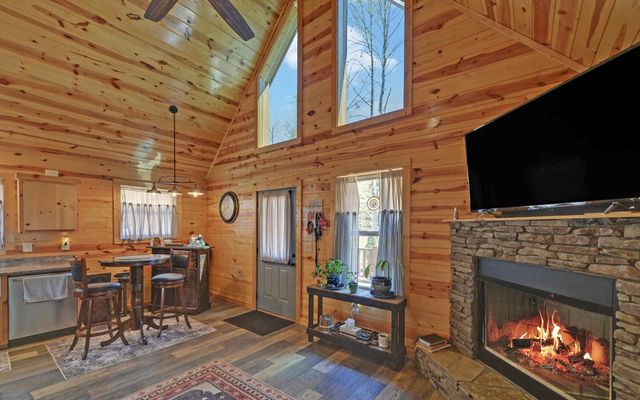 85 Travelers Trail, Murphy, NC 28906