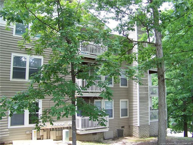 1022 BROOKHOLLOW Drive 2, Fayetteville, NC 28314