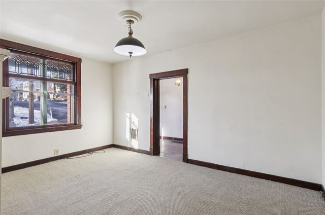 221 Fernleaf St, Arlington, PA 15210