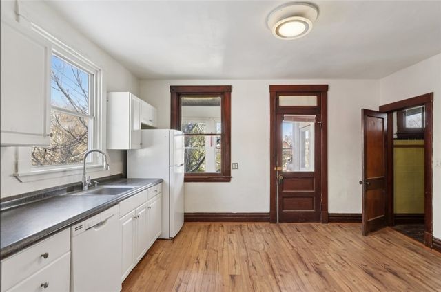 221 Fernleaf St, Arlington, PA 15210