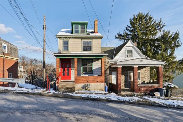 221 Fernleaf St, Arlington, PA 15210