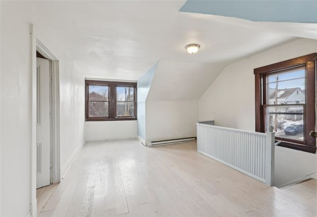 221 Fernleaf St, Arlington, PA 15210