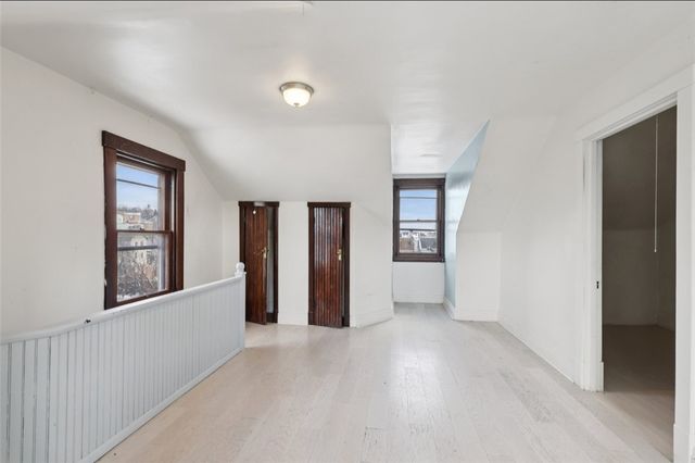 221 Fernleaf St, Arlington, PA 15210