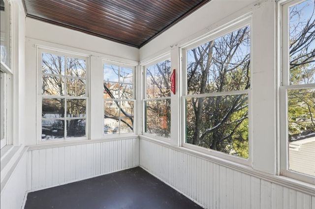 221 Fernleaf St, Arlington, PA 15210