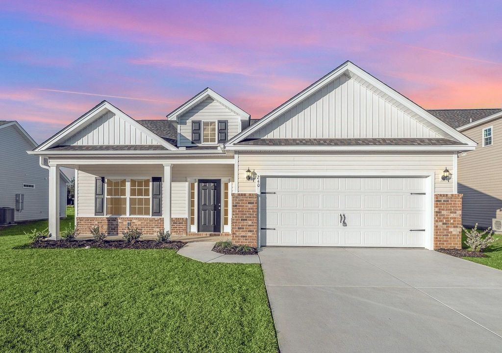 810 Woodside Dr., Conway, SC 29526