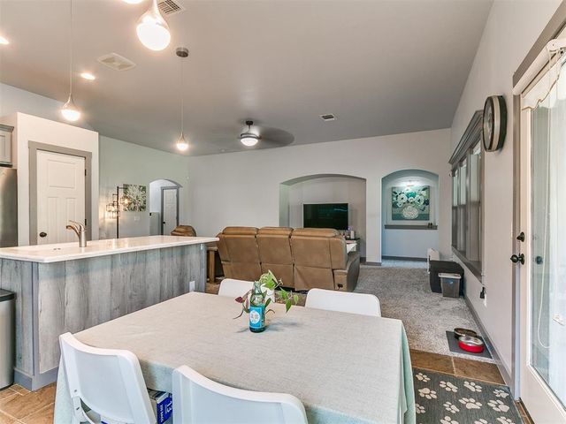 1017 Bear Mountain Drive, Norman, OK 73069