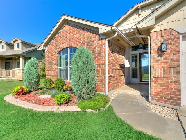 1017 Bear Mountain Drive, Norman, OK 73069