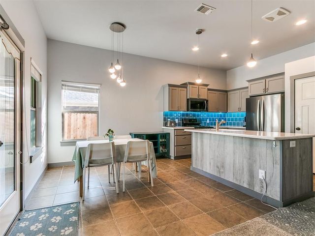 1017 Bear Mountain Drive, Norman, OK 73069