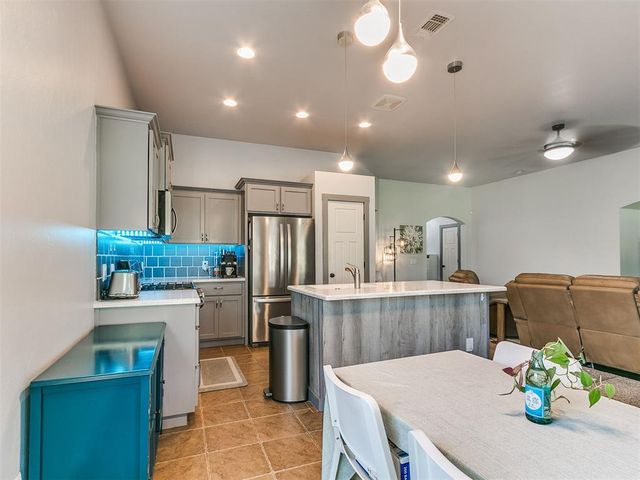 1017 Bear Mountain Drive, Norman, OK 73069