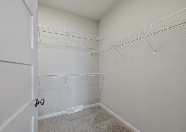 2038 Leopold Way, Sun Prairie, WI 53590