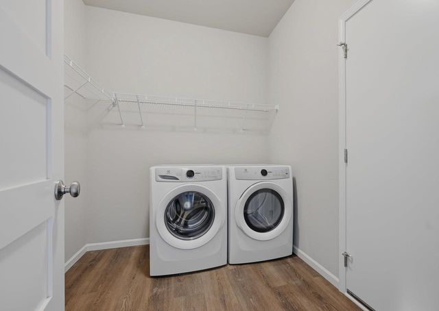 2038 Leopold Way, Sun Prairie, WI 53590