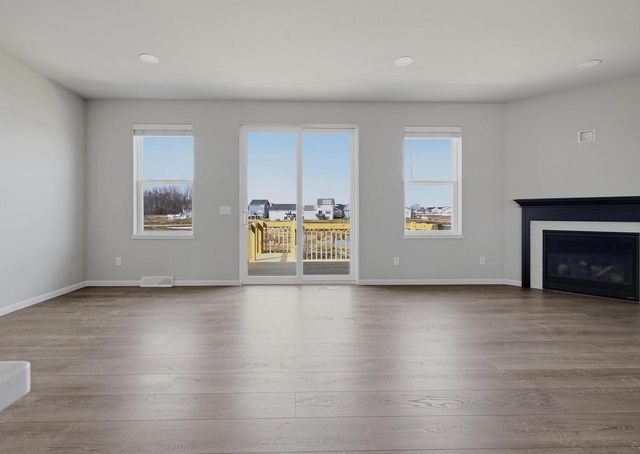 2038 Leopold Way, Sun Prairie, WI 53590