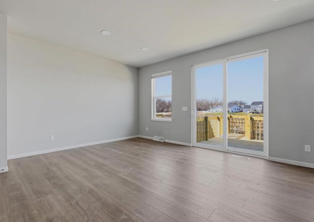 2038 Leopold Way, Sun Prairie, WI 53590