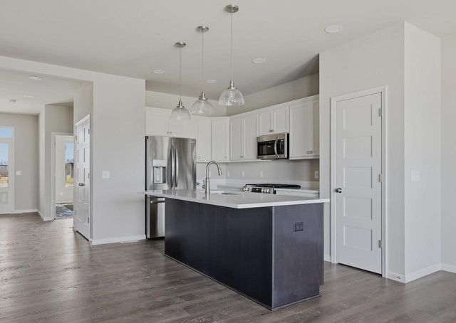 2038 Leopold Way, Sun Prairie, WI 53590