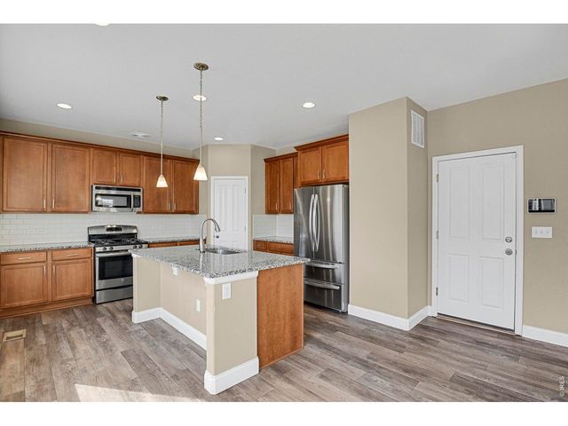 5 Sun Up Cir, Erie, CO 80516