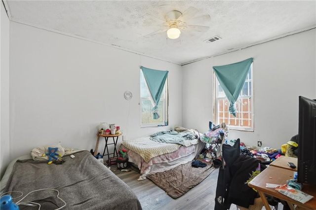 1105 Oak Knoll Terrace SE, Atlanta, GA 30315