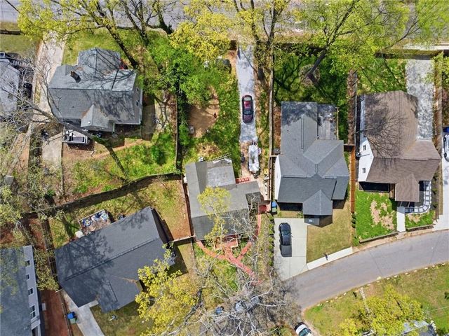 1105 Oak Knoll Terrace SE, Atlanta, GA 30315