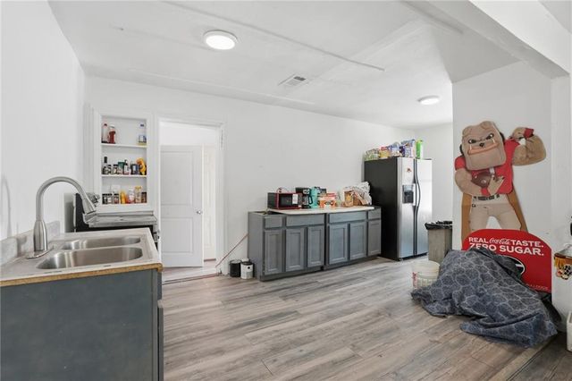 1105 Oak Knoll Terrace SE, Atlanta, GA 30315