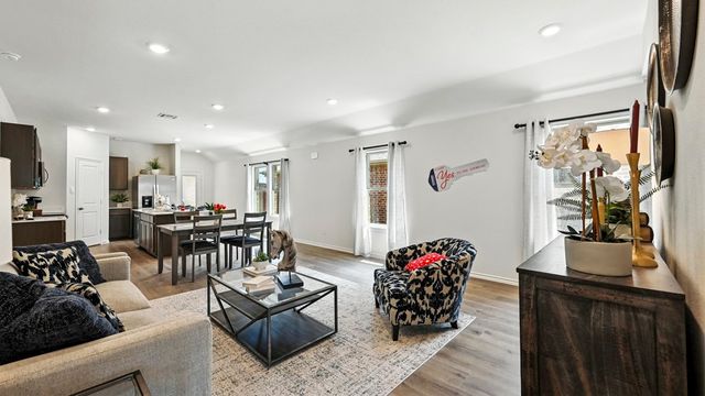 646 Glee Stem Road, Lavon, TX 75166