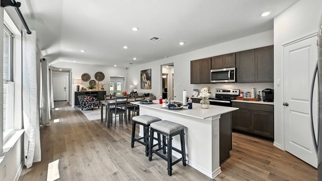 646 Glee Stem Road, Lavon, TX 75166
