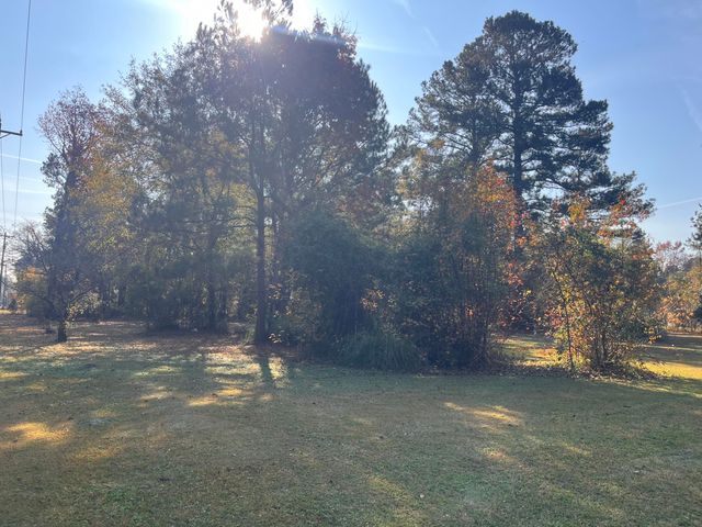 1060 Boulevard Road, Sumter, SC 29153