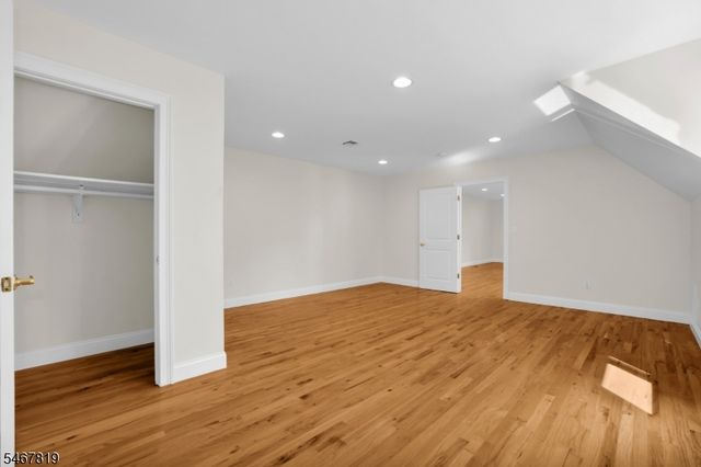 8 Chapel Hill Ct, Cedar Grove Twp., NJ 07009